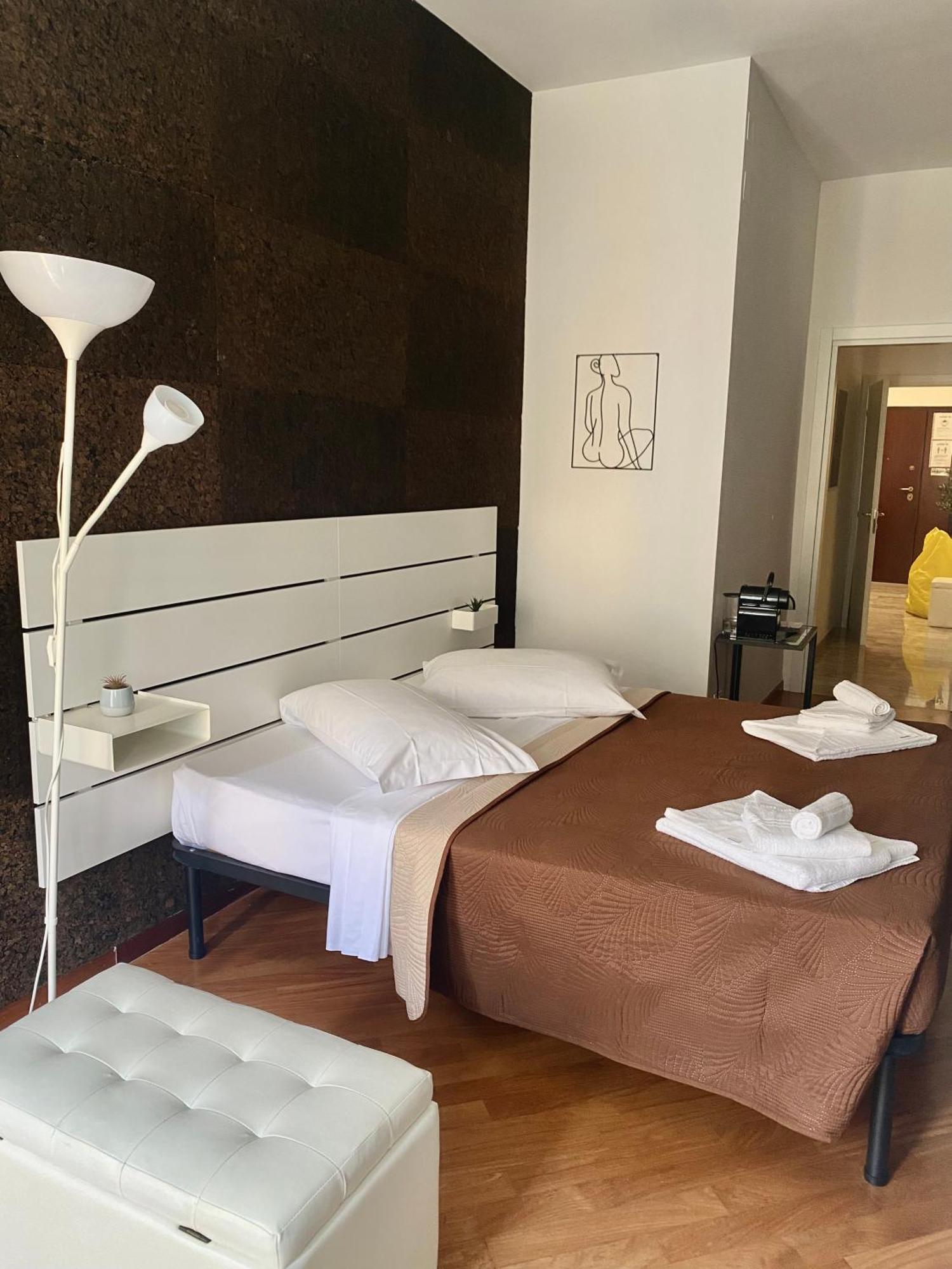Via Del Corso Room&Suite Matera Exterior foto